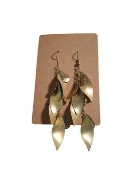 Gold Tone Dangle Leaf Drop Earrings Lightweight Hook Vintage Jewelry Waterfall
